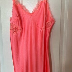 Vintage Victoria's Secret Coral Lace Chemise Size M NWOT